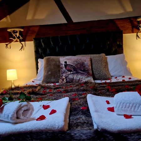 The Hamilton - The Studio Luxury Holiday Let'S Scorton  ภายนอก รูปภาพ