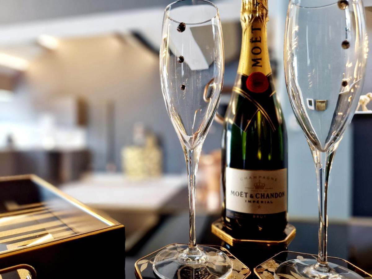 The Hamilton - The Studio Luxury Holiday Let'S Scorton  ภายนอก รูปภาพ