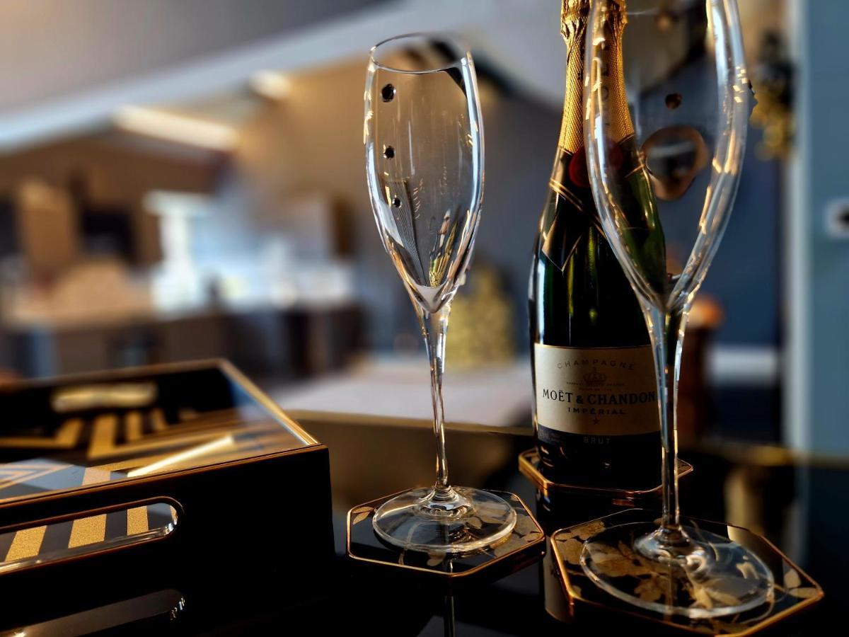 The Hamilton - The Studio Luxury Holiday Let'S Scorton  ภายนอก รูปภาพ